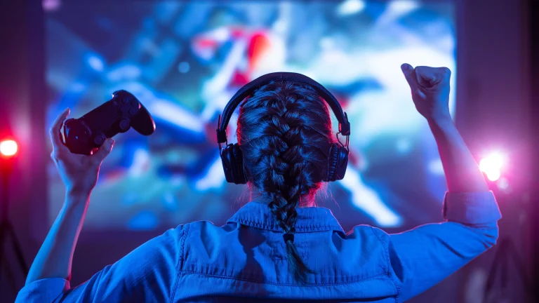 Microsoft announces super wideband stereo mode for Bluetooth LE devices — audio no longer downgrades to mono when microphone is used | Tom's Hardware