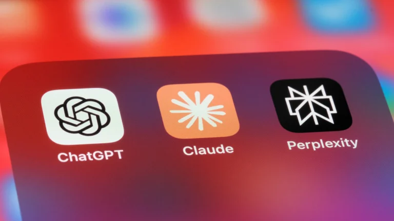 Perplexity's AI-powered Comet browser leaves users vulnerable to phishing scams and malicious code injection — Brave and Guardio's security audits call out paid AI browser | Tom's HardwareTom's Hardware
