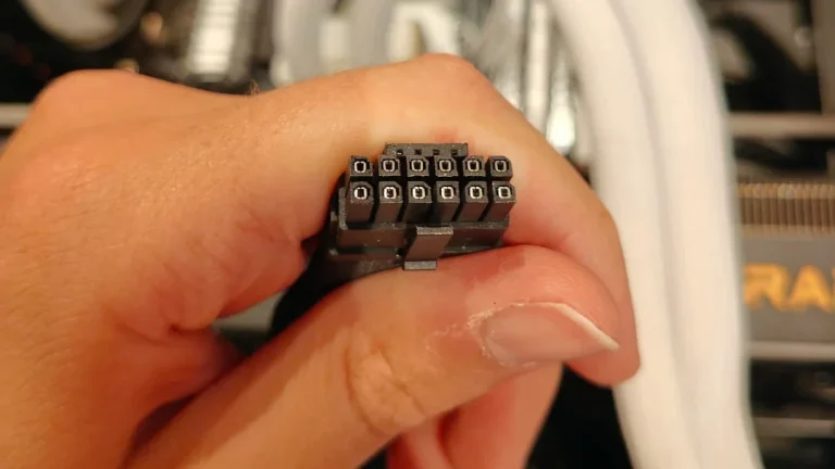 16-pin power connector