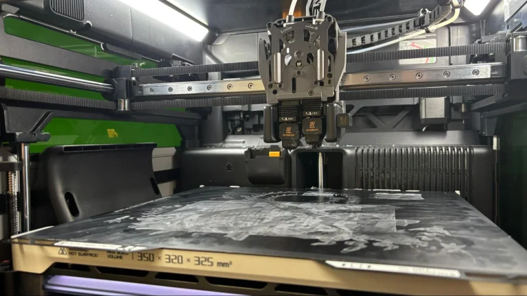 عکس ترکیب لیزر H2D برای مقایسه