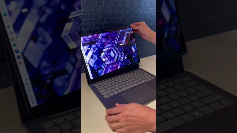 مفهوم لپ‌تاپ چرخان لنوو: ترفند یا نبوغ خالص؟ - یوتیوب