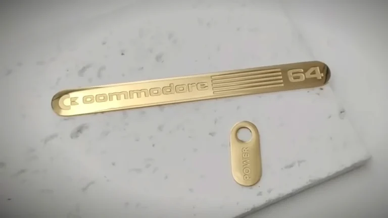 کارخانه کومودور و اطلاعات پیش‌نمایش