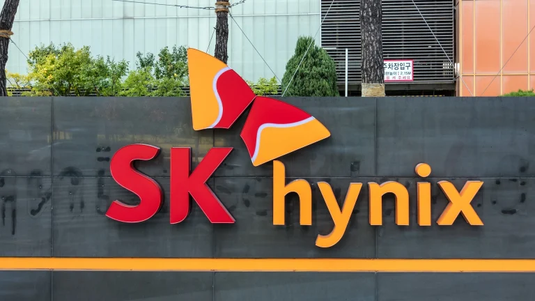 SK hynix dethrones Samsung to become world's top-selling memory maker for the first time — success mostly attributed to its HBM3 dominance for Nvidia's AI GPUs | Tom's Hardware