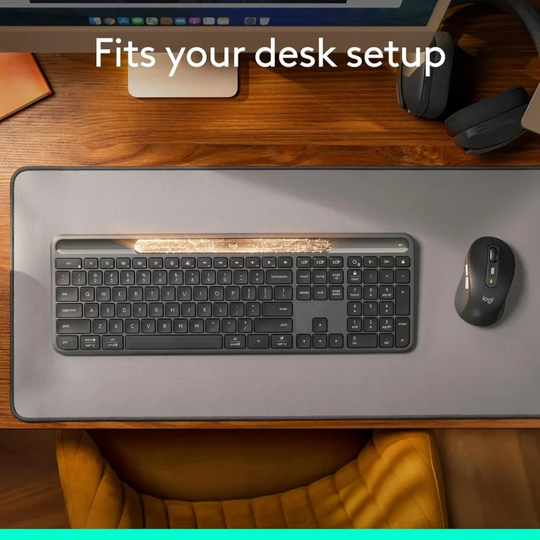 Logitech Signature Slim Solar+