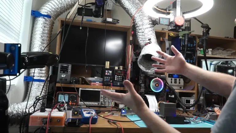 RTX 4080 Super being brought back to life using an RTX 4080 donor board