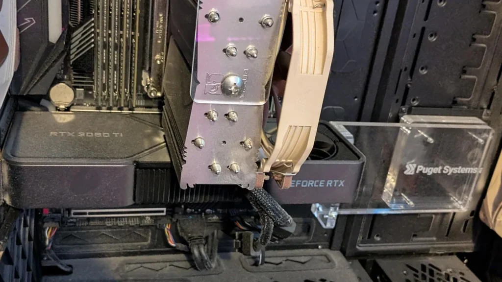 پیشنهاد دهنده خوش‌شانس، یک کامپیوتر ۸۰۰۰ دلاری را در حراجی با ۲۳ دلار خرید