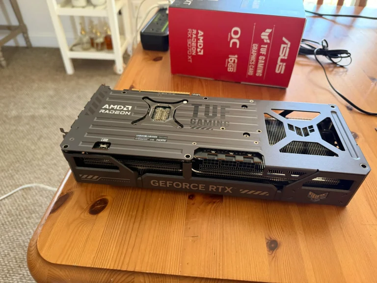 AMD Radeon GeForce RTX 9070 XT