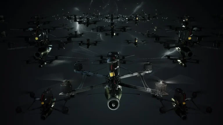 سیستم مایکروویو پرقدرت Leonidas شرکت Epirus، ۴۹ پهپاد را در یک حمله شکست می‌دهد - YouTube