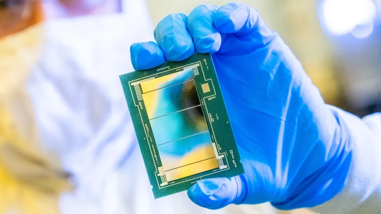 Intel hamstrung by supply shortages across its business, including production capacity — says it will prioritize data center CPUs over consumer chips, warns of price hikes | Tom's Hardware