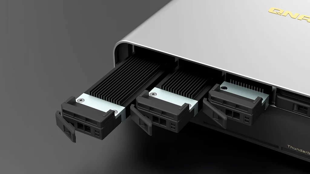 NAS جدید QNAP درایوهای SSD ‘ruler’ مرکز داده عجیب و غریب را به خانه شما می‌آورد