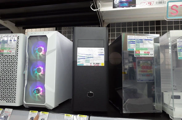 Cooler Master MasterBox CM695 selling at TSUKUMO eX.