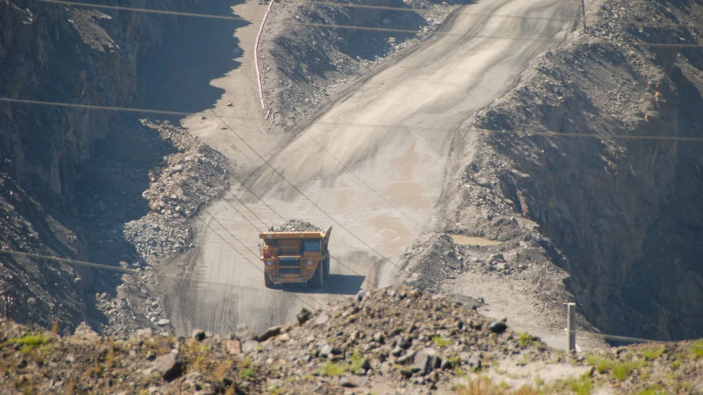 چین ممنوعیت صادرات عناصر کمیاب خاکی به آمریکا را به حالت تعلیق درآورد، اما کنترل‌های مجوز پابرجا می‌مانند