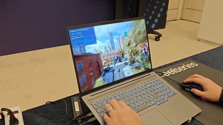 Spider-Man 2 on Intel Core Ultra X9 388H - YouTube