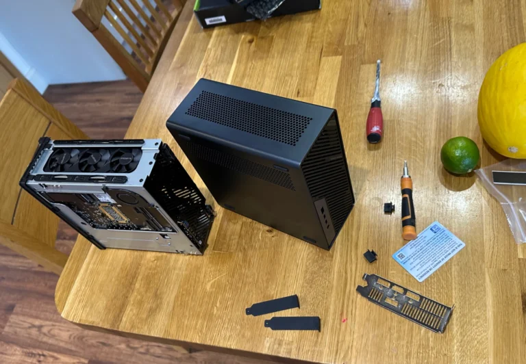 بررسی عملی مینی ورک‌استیشن Minisforum MS-02 Ultra