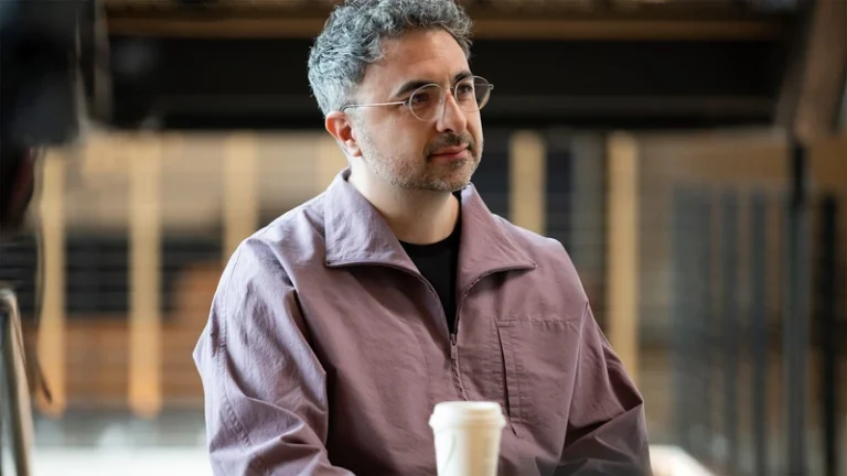 Microsoft’s AI boss says AI can replace every white-collar job in 18 months — ‘We’re going to have a human-level performance on most, if not all, professional tasks’ | Tom's HardwareTom's Hardware
