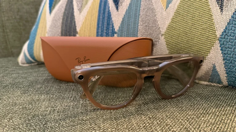 US Air Force bans use of smart glasses among its troops — earbuds and other Bluetooth devices limited to official duties | Tom's HardwareTom's Hardware