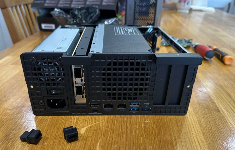 بررسی عملی مینی ورک‌استیشن Minisforum MS-02 Ultra