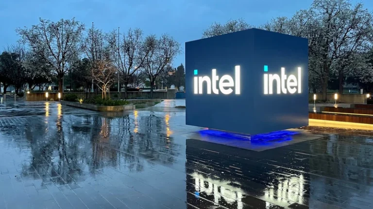 Intel commits to 14A mass production in 2028 as its sales rise 25% year-over-year | Tom's HardwareTom's Hardware