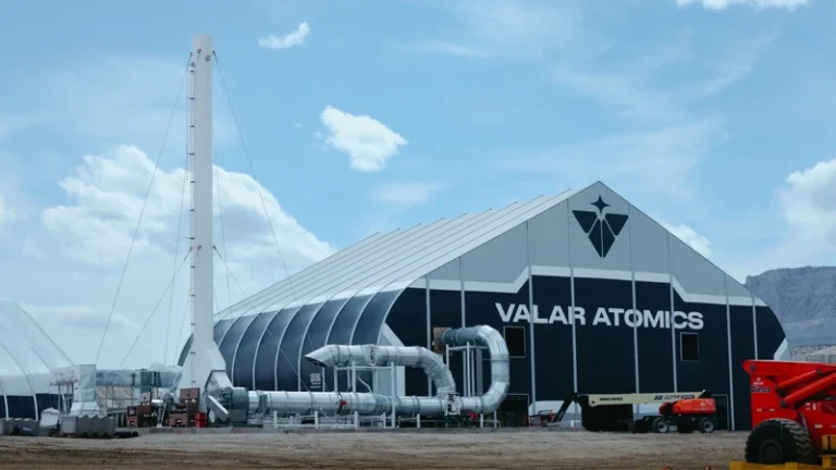 Startup activates nuclear microreactor live on stage to power an Nvidia RTX Spark desktop PC — firm working with Nvidia to build a 30MW closed loop AI factory that doesn’t use local water | Tom's HardwareTom's Hardware