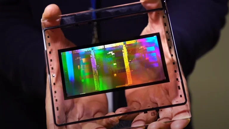 Intel expands production of photomasks in California: EUV and High-NA EUV in the focal point | Tom's HardwareTom's Hardware