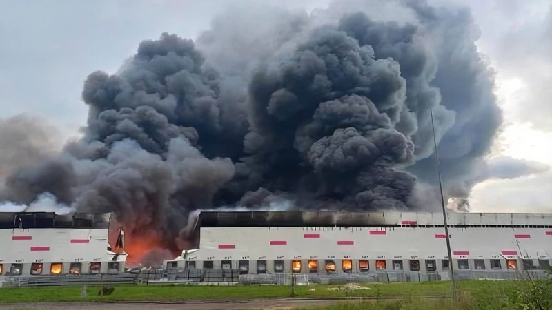 Russia's Yandex disinformation bot traffic nearly eliminated overnight after Ukraine drone strikes cripple multiple of 'Russia's Google' data centers — Ukraine intensifies bombing of Yandex data centers in response to Moscow’s strikes on Kyiv data centers | Tom's HardwareTom's Hardware